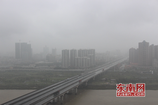 【泉州】泉州发布暴雨红色预警 未来一周雨下不停