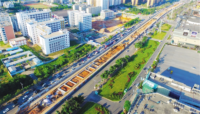 末尾有图【海南视听图文】【即时快讯】海口：地下综合管廊织好城市“里子”