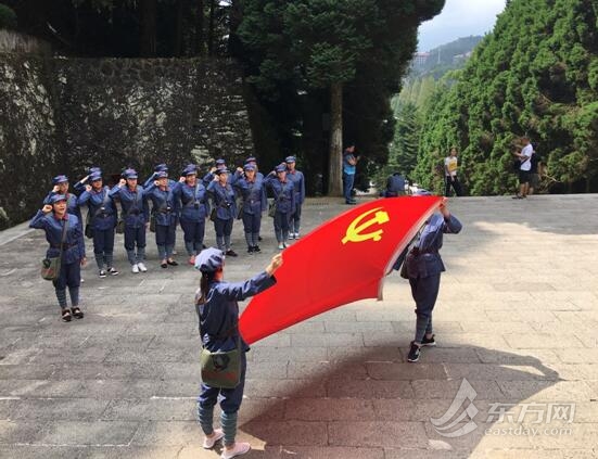 上海市各行业三八红旗手赴革命圣地学井冈山精神