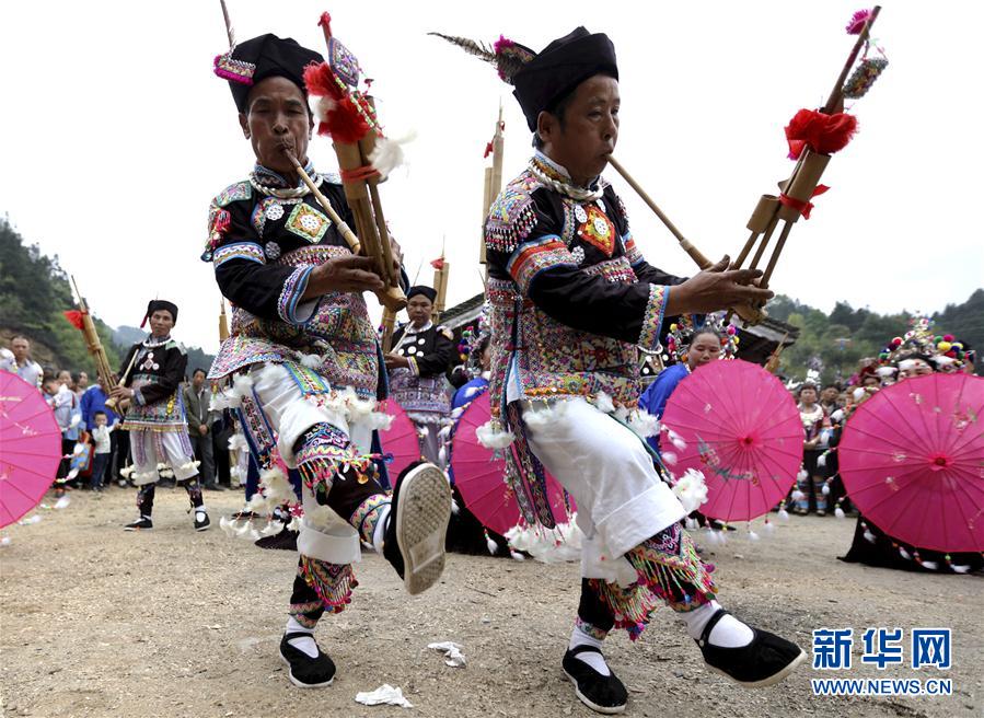 广西三江：侗寨欢庆土王节