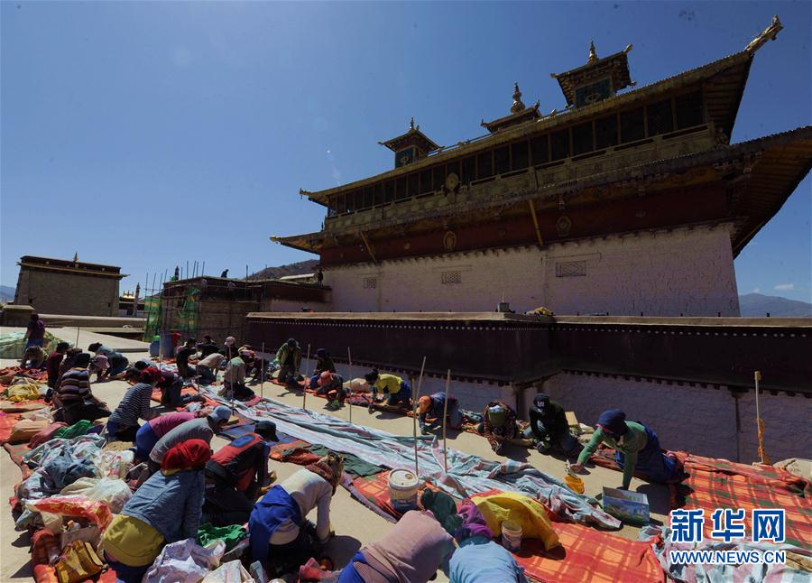 桑耶寺主体建筑维修工程已近完工