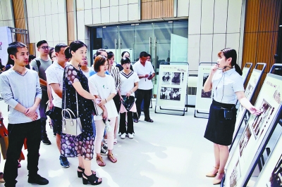 纪念武汉抗战80周年特展开幕 珍贵老照片再现武汉抗战难忘瞬间