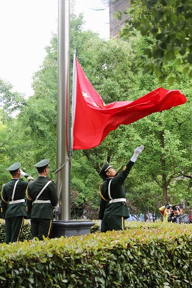 图片默认标题