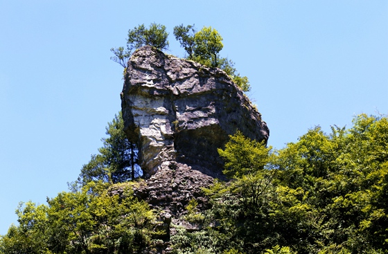 不签 【区县联动】【黔江】黔江有处石钟山 奇特风光耸云天