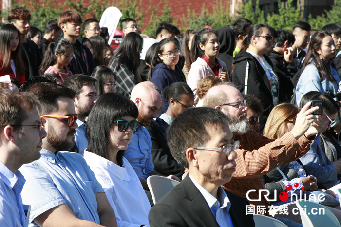 04【吉林】吉林大学莱姆顿学院第九届校园汽车文化节开幕