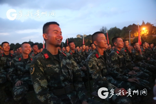 （要闻）武警贵州总队野战文化分队为“魔鬼周”参训官兵送去视听盛宴