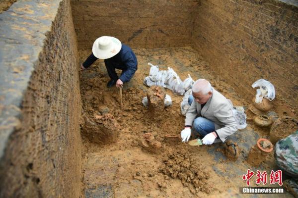 【区县联动】【涪陵】重庆涪陵发现一东汉古墓 距今约1800年【区县联动】重庆涪陵发现一东汉古墓 距今约1800年