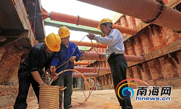 【焦点图】【即时快讯】海口椰海大道地下管廊工程提速 预计年底完工