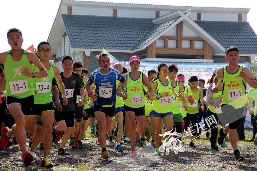 【九龙坡】九龙坡区寨山坪绿野山地跑开跑 沿线阅尽湖光山色