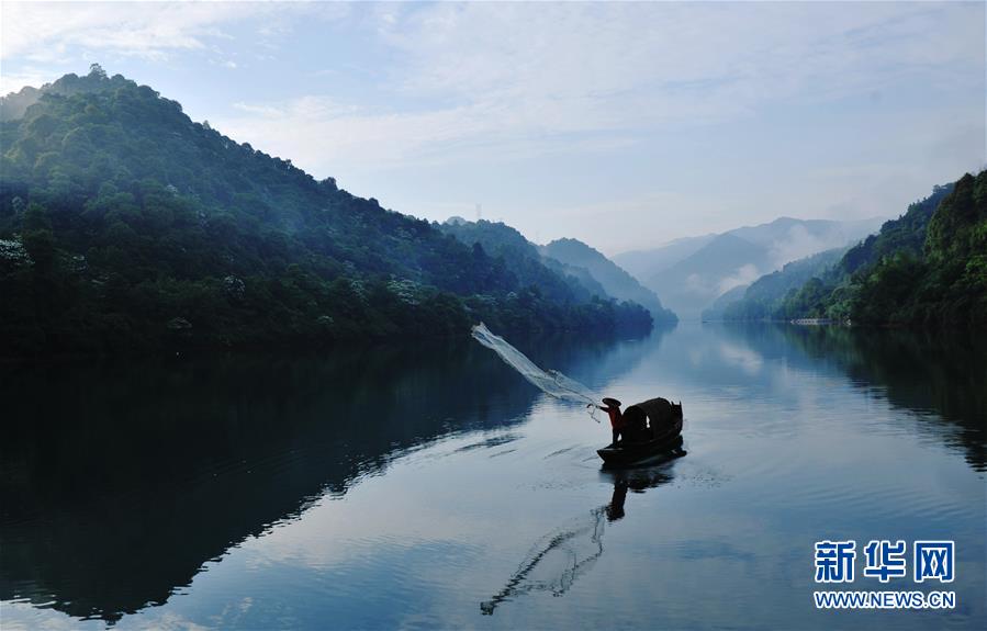 水墨画卷东江湖