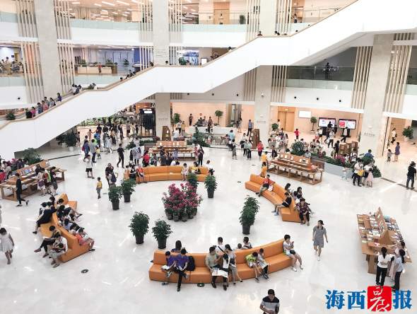 【福建时间列表】【地市 厦门】【滚动新闻】【移动版】【Chinanews带图】度假好去处！厦门市图书馆集美新馆刷爆朋友圈