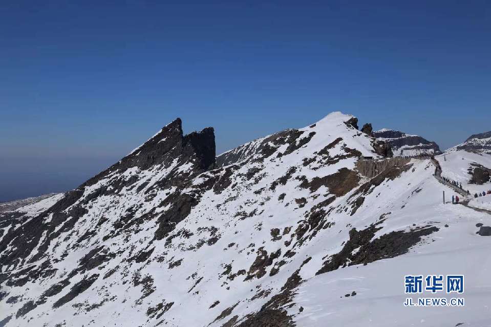 大美吉林 雪舞长白山