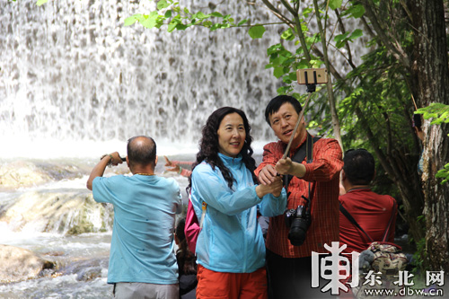 【龙游天下】六一邂逅端午 旅游专列驶进威虎山