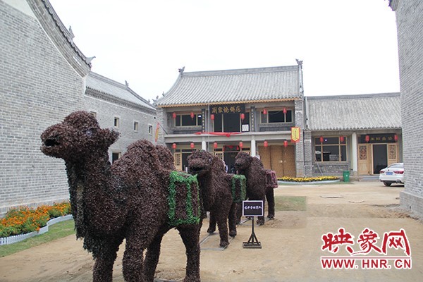 【专题 图片列表大】商丘古城美食文化节开幕 55家特色店试营业