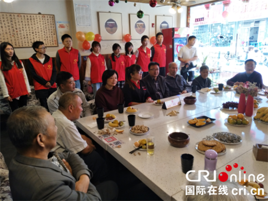 （供稿 社会广角列表 三吴大地泰州 移动版）泰州海陵城北街道工人社区开展重阳活动