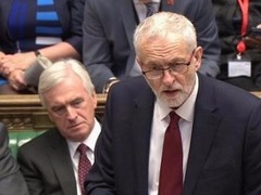 英首相输掉政治博弈 将组联合政府再担脱欧重任