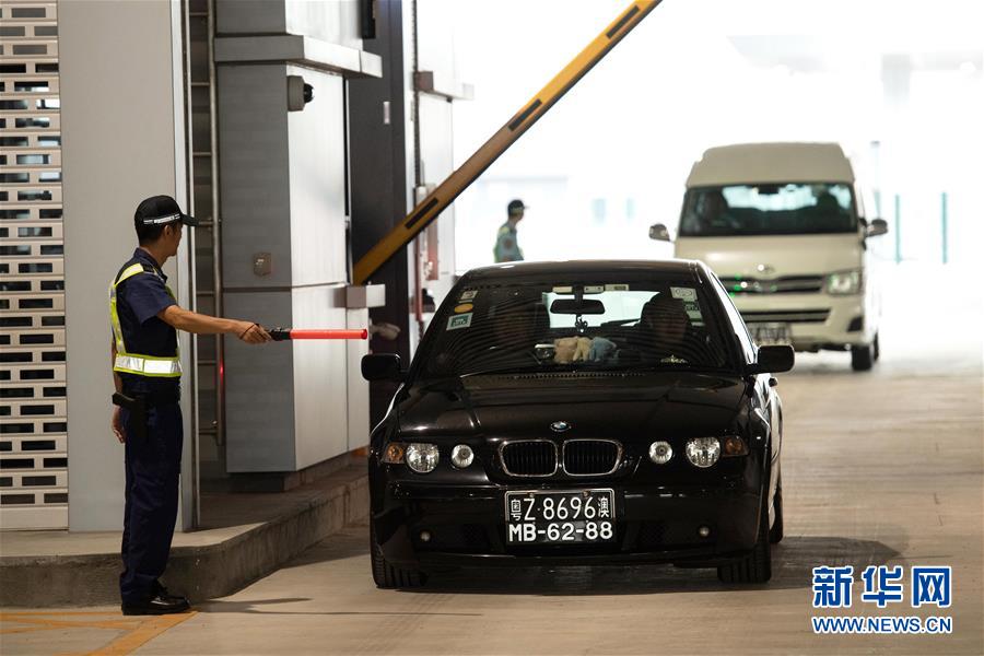 港珠澳大桥正式通车