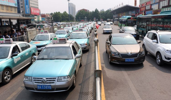 济南火车站广场周边道路设为禁停区