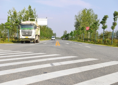 【豫见国际-图片】“河南路标”：淮河滩上筑梦行