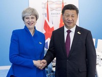 习近平会见英国首相特雷莎·梅