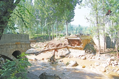 【河南在线列表】洛阳嵩县、宜阳突降暴雨引发山洪