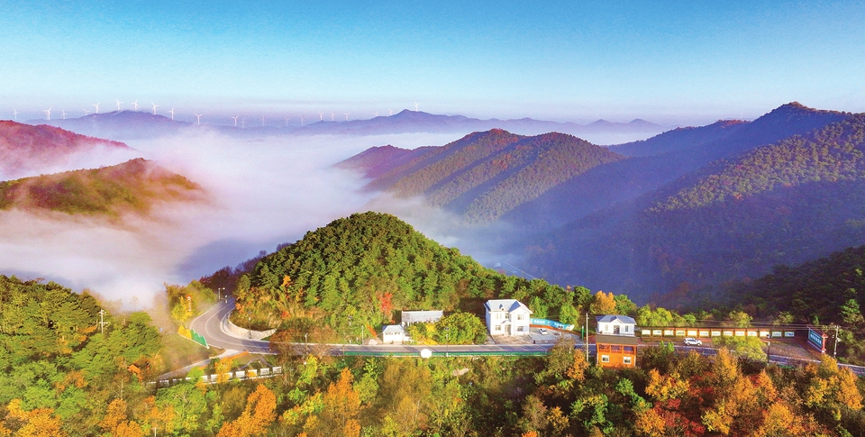 运城市夏县中条山：云海缥缈 美不胜收