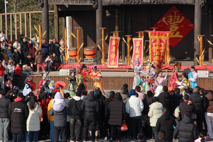 山东郯城：“醉东风·醉年味”非遗大年开门红