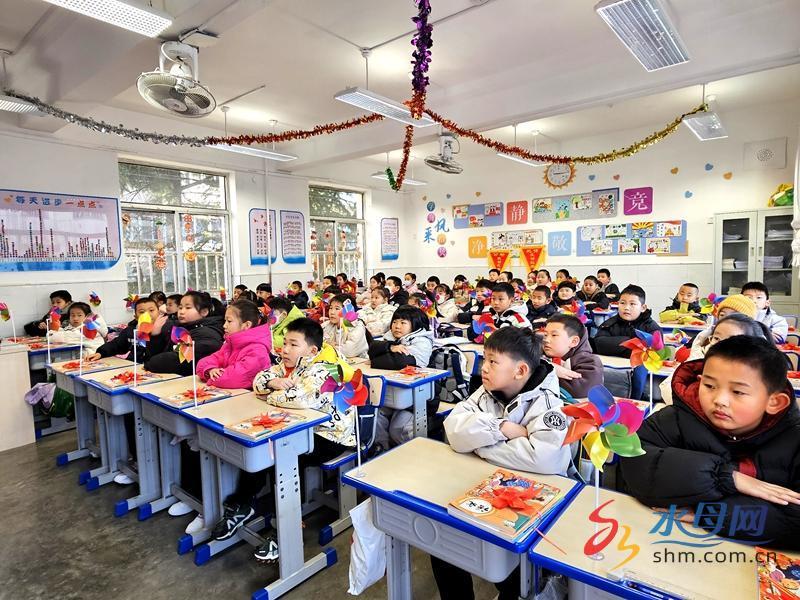 按下“开学键”烟台各中小学喜迎新学期