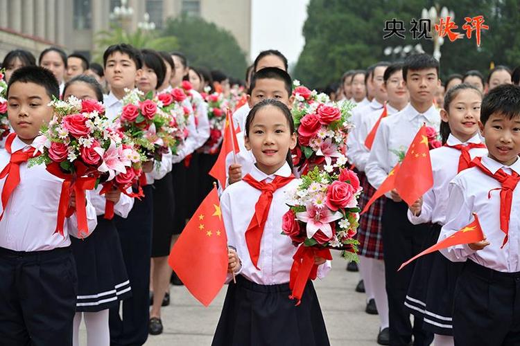 央视快评丨推动全社会尊崇英雄、学习英雄、争做英雄