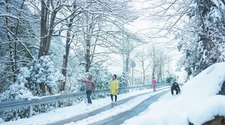 湖南省多地迎来2025年第一场雪