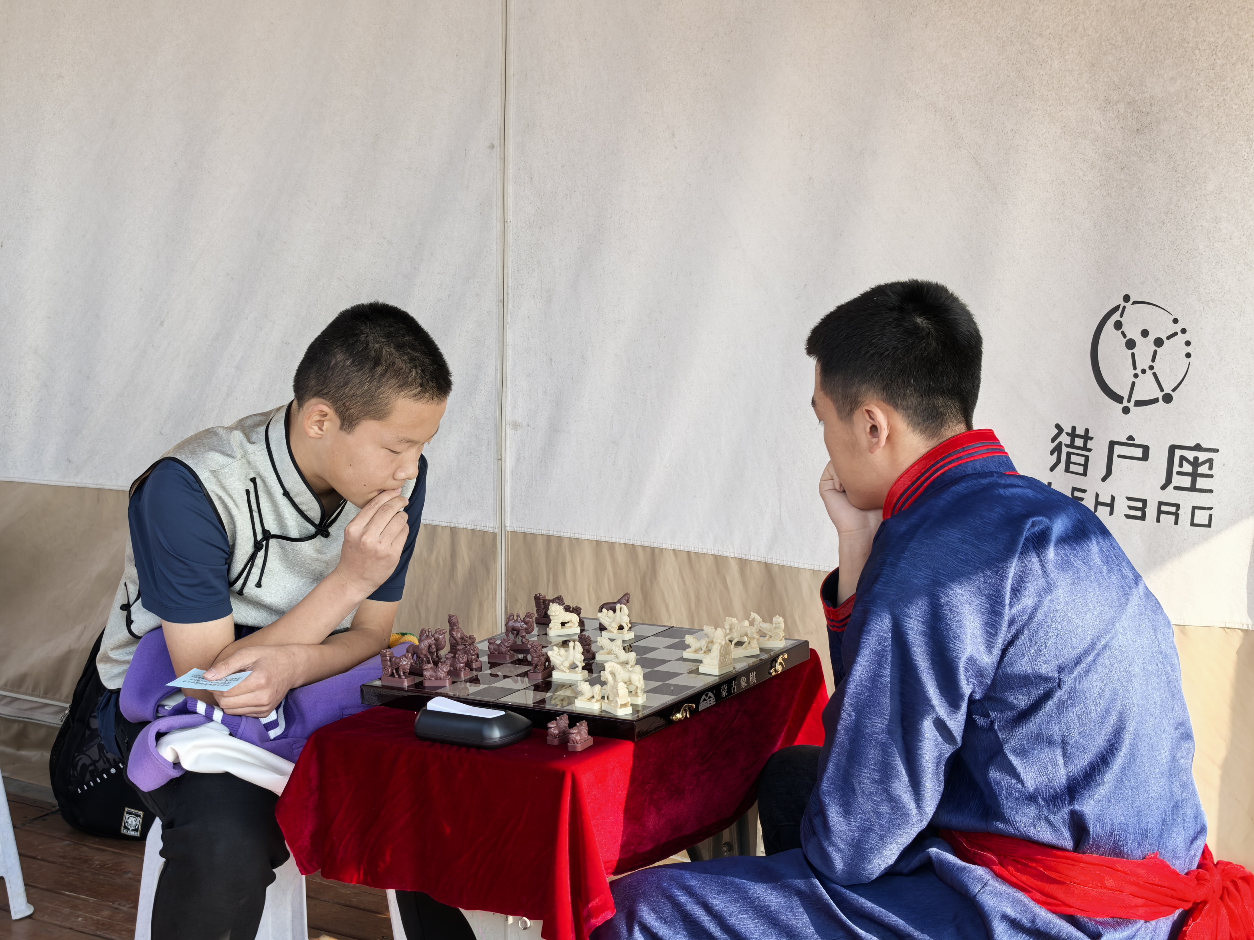 第八届内蒙古草原休闲体育大会在内蒙古科右中旗开幕