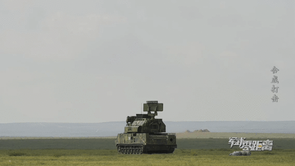 火力全开!超近距离直击多型装备实弹射击