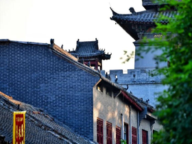 Explore Luoyang's Alley Charm on Weekends: There's Always a Heart-touching Spot for You!