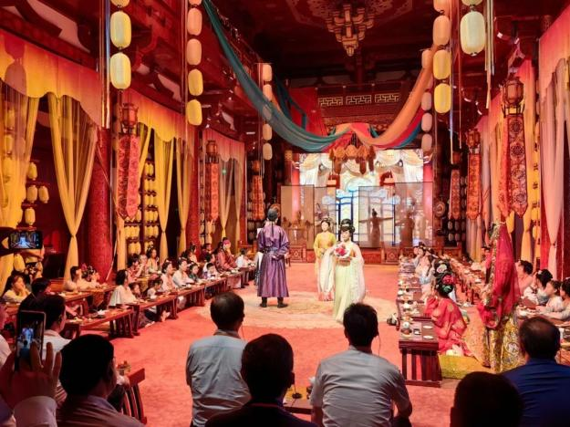 'Henan, Where China Began' Themed Tourism Products of Henan Released for Residents in Greater Bay Area, Covering Many Locations in Luoyang