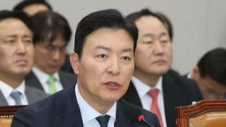 韩国总统警卫处次长金成勋被捕