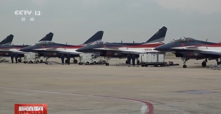 空军八一飞行表演队完成泰国飞行表演任务