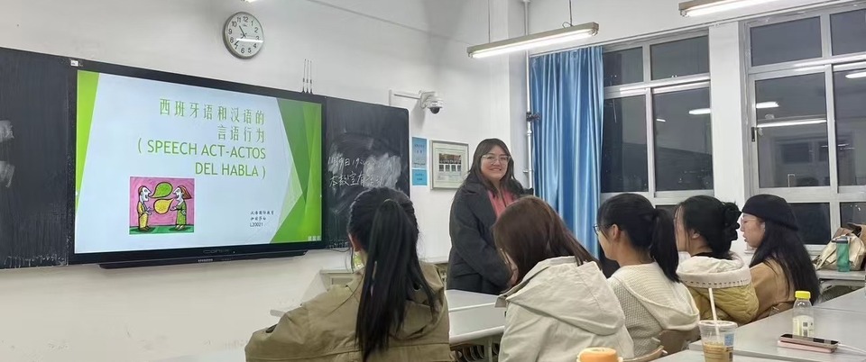 秘鲁留学生点赞中国文化与发展 “中国人非常热心友善”