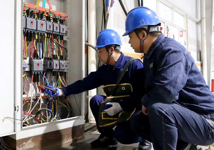 Power Empowers the Accelerated Development of New Materials Manufacturing Enterprises in Jiaozuo, Henan_fororder_图片1