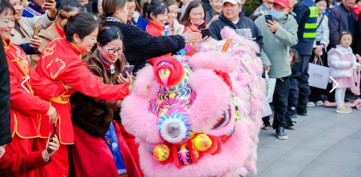 'She Township by the West Lake' - Tonglu Eshan Ethnic Customs Tourism Promotion Conference Held in Hangzhou