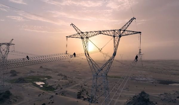 Focus on Key Projects | China's Longest Desert Line Path 750kV Power Transmission Project Put into Operation