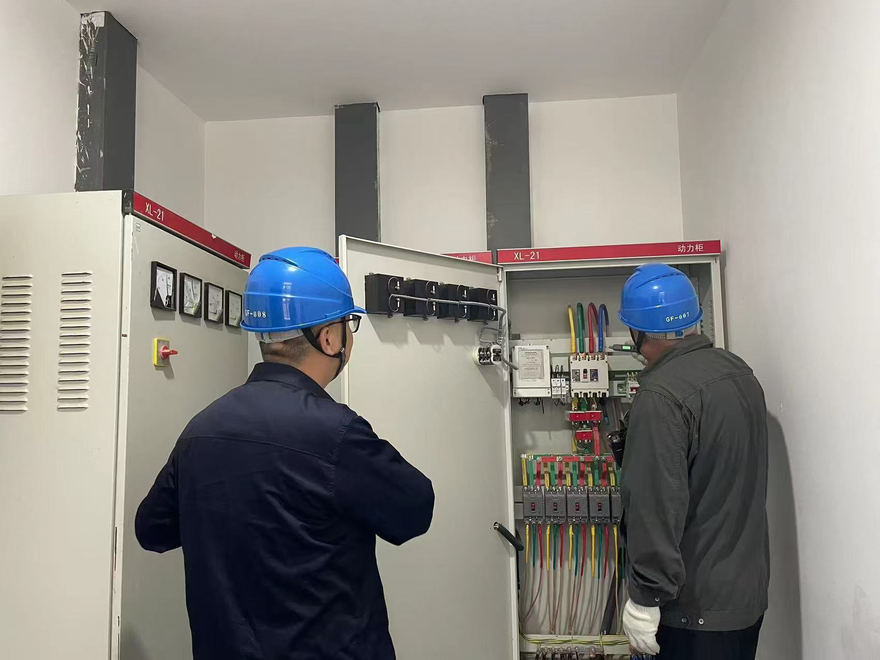 The State Grid Sanmenxia Power Supply Company introduces a variety of initiatives to ensure the safe use of electricity for residential heating