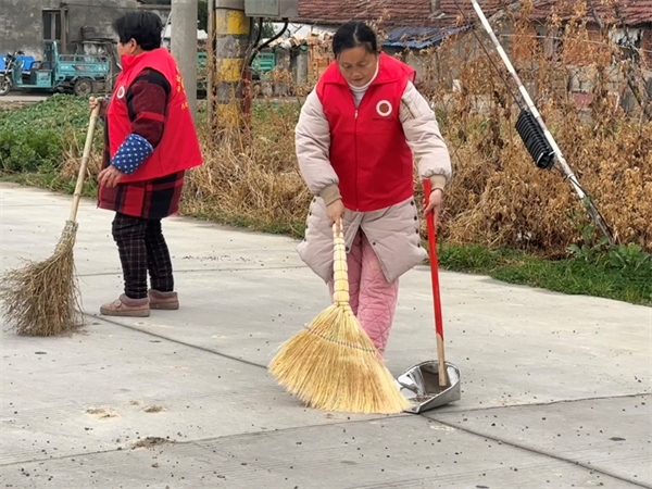 唱响新时代“雷锋之歌” 兴化戴南镇开展道德讲堂活动_fororder_7