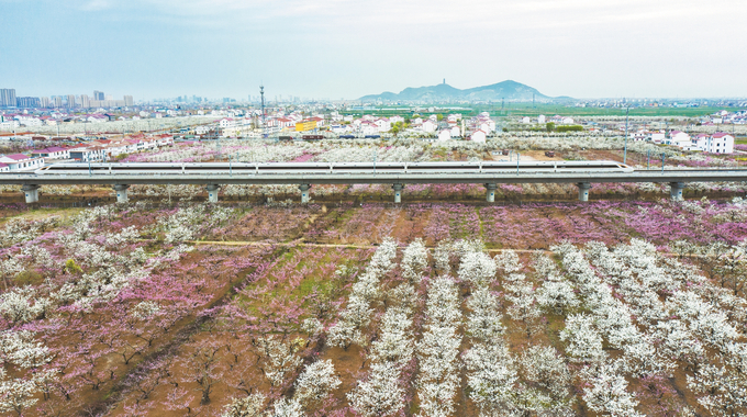 “轨道上的江苏”建设砥砺奋进