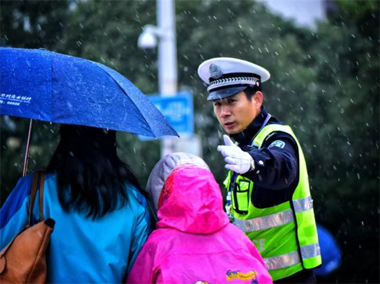 泰州“五有”交警王祥元：奋力书写路畅人安的平安画卷