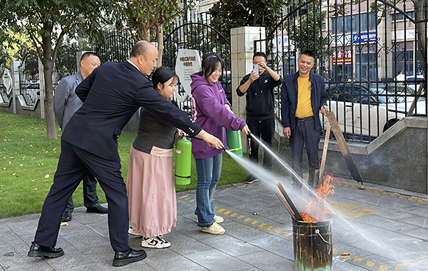 宜宾翠屏区残联开展2024年消防安全知识培训会暨消防应急演练