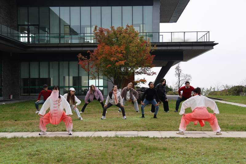 Silk Road Youth Experience “Bamboo Charm Space”and “Luzhou Summit ”to Explore Traditional Chinese Lifestyle Aesthetics