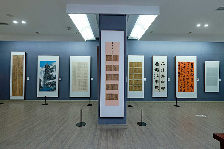 ��������⡱�����ڽ��黭��Ʒչ�ڳɶ���Ļ